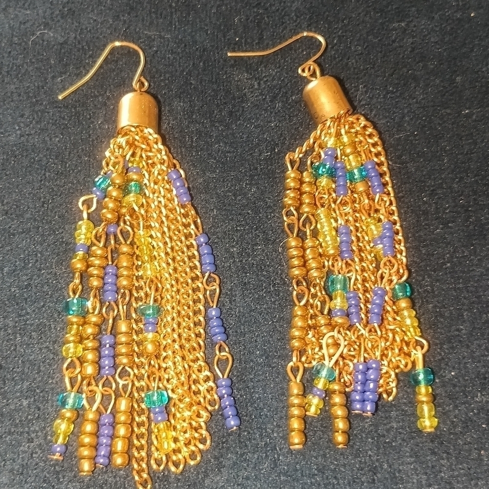 Vintage Beaded Jewel Hanging Earring